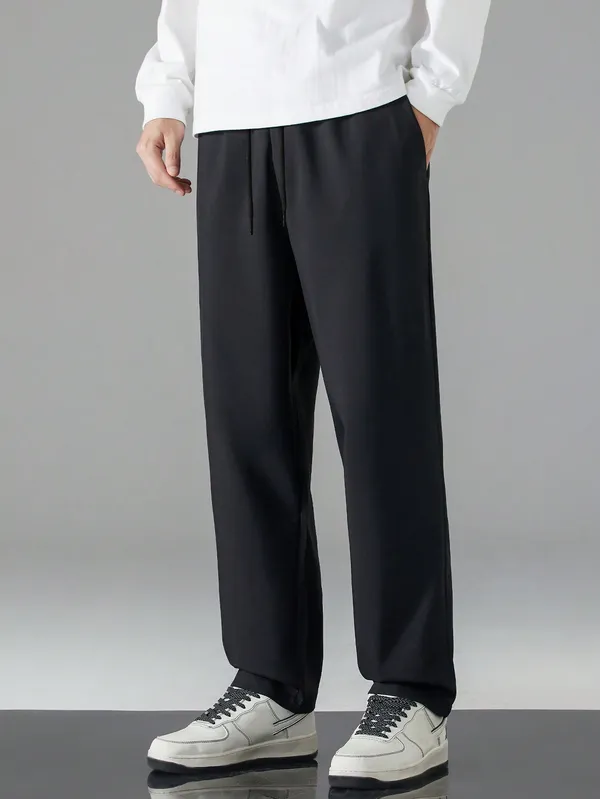 Black_Relaxed_Fit_Trousers_For_Men