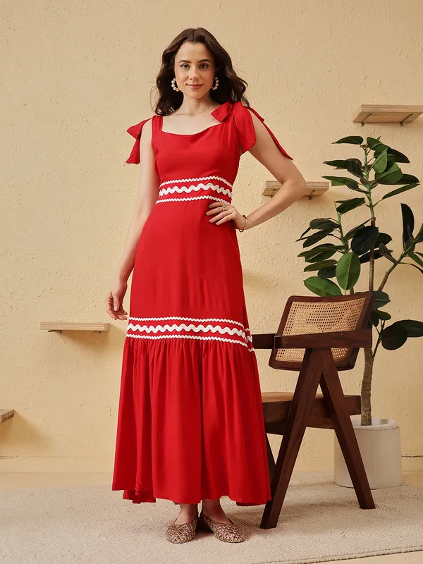 Red_Knit_Fit_And_Flare_Maxi_Dress_for_Women