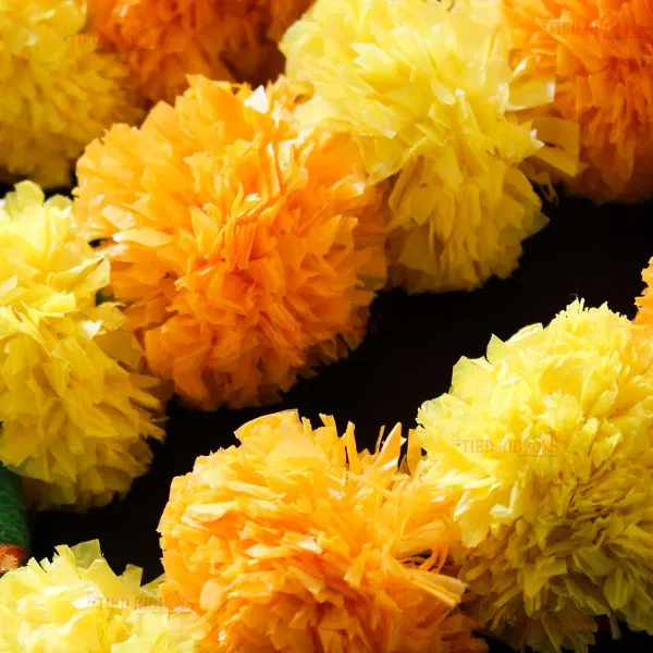 Set_Of_4_Artificial_Marigold_Flowers_Garland_Wall_Door_Hanging_Toran_With_Bells