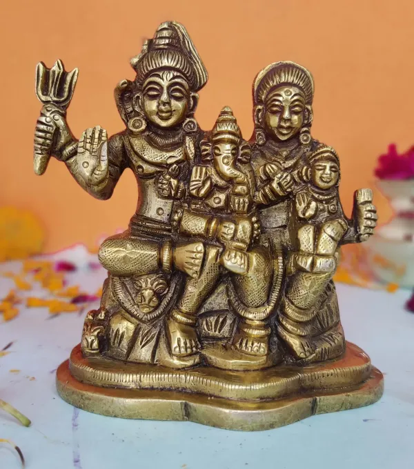 Devotional_Brass_Shiv_Parivar_Statue_4_Inch