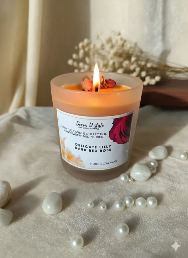 Hand_Made_Frosted_Jar_Candle_With_Delicate_Lilly_Dark_Red_Rose_Aroma_Candle