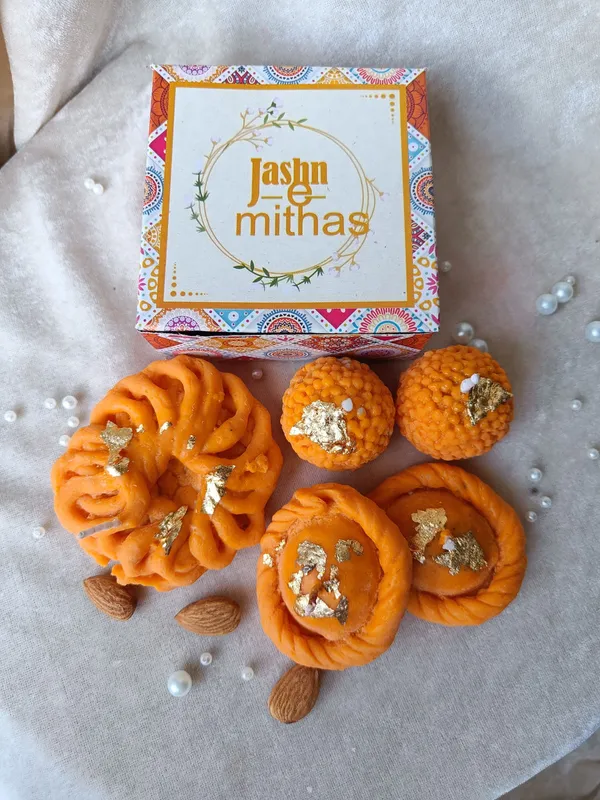 Mithai_Candle_Set_Laddoo_Balushahi_Imarti_Without_Aroma_Candle