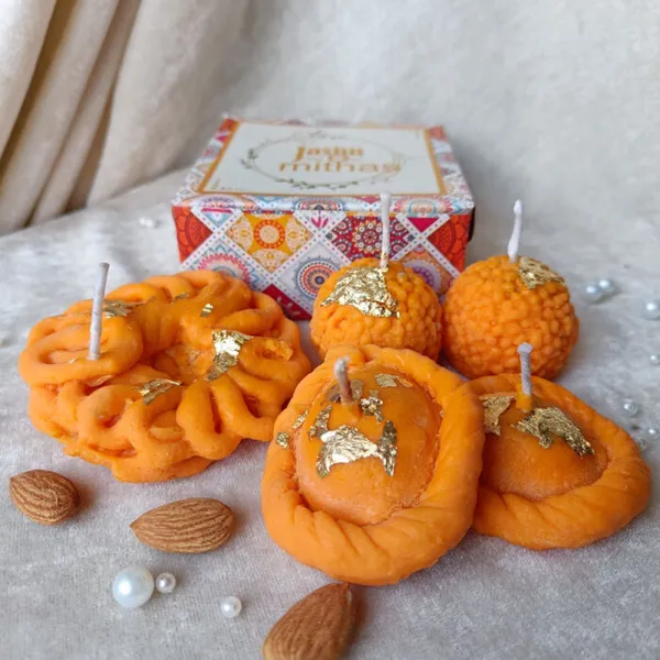 Mithai_Candle_Set_Laddoo_Balushahi_Imarti_Without_Aroma_Candle