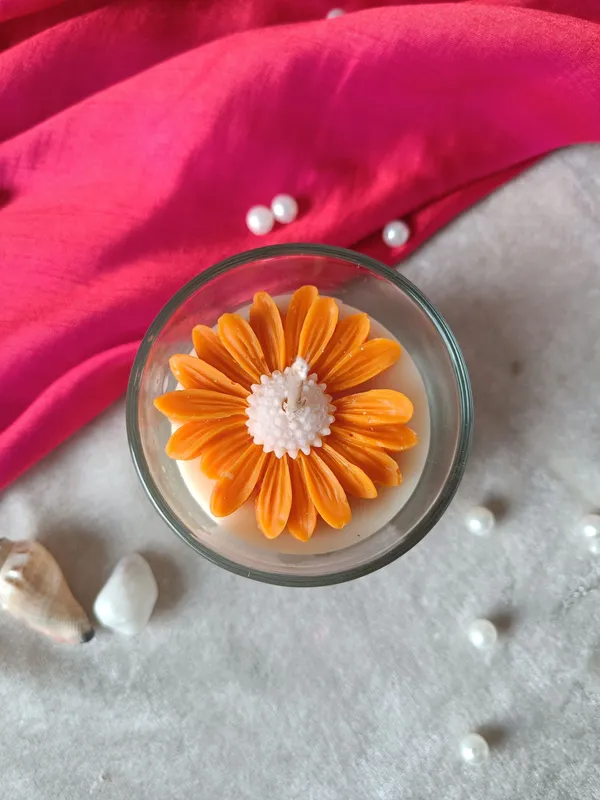 Daisy_Flower_Orange_Candle_Jasmine_Scent_Candle