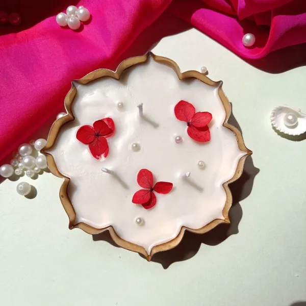 Lotus_Urli_Candle_Set_Rose_Scented_Floral_Design_Home_Decor_And_Gift_Candle