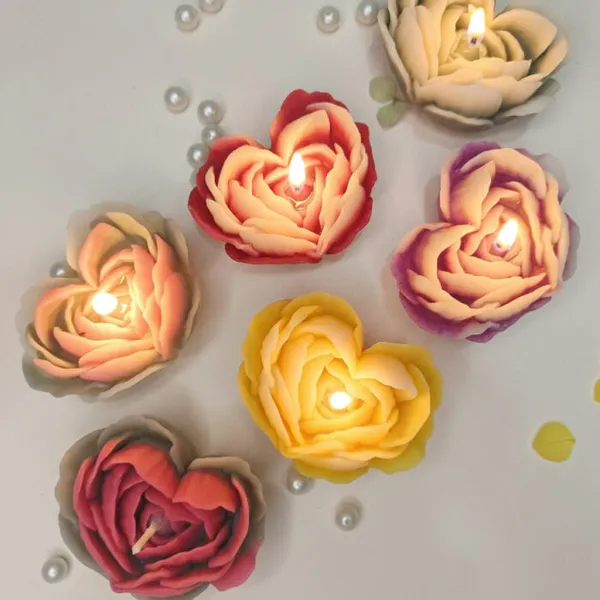 Trending_Rose_Heart_Candle_With_Multiple_Aroma_Candle