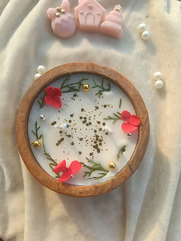 Combo_Of_Two_Christmas_Based_Candle_Rose_Aroma_And_Wax_Sachet_Jasmine_Aroma_Candle