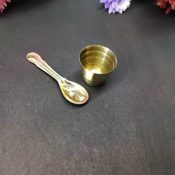 Small_Size_Brass_Pooja_Thali_4_5_Inches