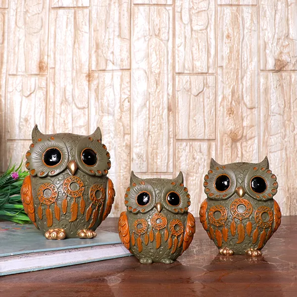 Handcrafted_Owl_Figurine_Set_Elegant_Decorative_Showpiece_With_Three_Sizes_Large_13cm_H_X_11cm_L_X_8cm_D_Medium_11cm_H_X_9cm_L_X_7cm_D_Small_9_5cm_H_X_8cm_L_X_6cm_D