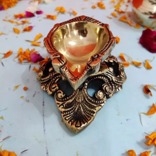 Antique_Brass_Diya_4_7_Inch