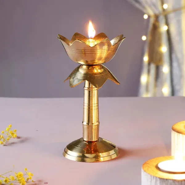 Brass_Lotus_Diya_3_5_Inch