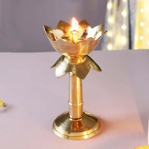 Brass_Lotus_Diya_3_5_Inch