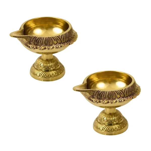 Traditional_Brass_Diya_For_Puja_Set_Of_2