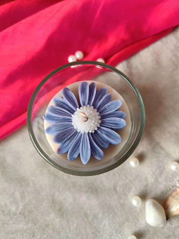 Daisy_Flower_Purple_Candle_Lavender_Scent_Candle