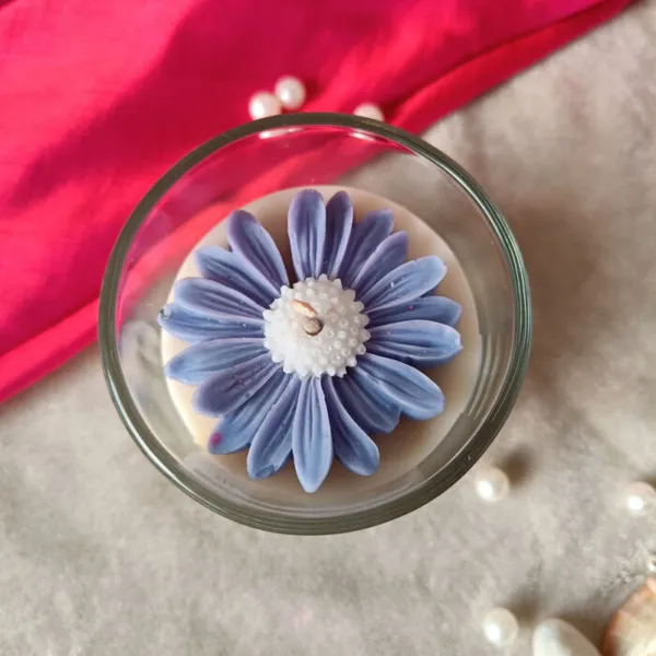 Daisy_Flower_Purple_Candle_Lavender_Scent_Candle