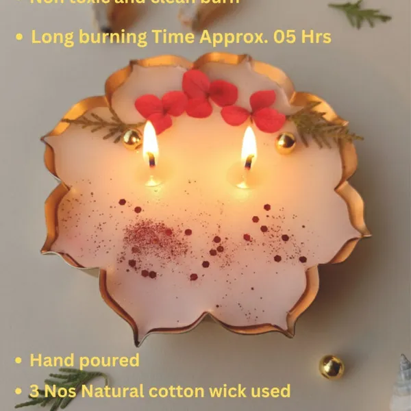 Red_Rose_Aroma_Candle_With_Christmas_Theme_Candle