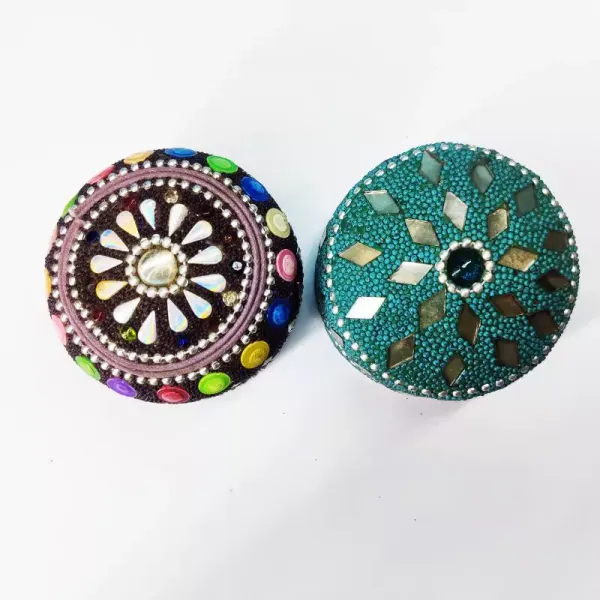 Multicolor_Metal_Sindur_Dani_Set_Of_2_4_Cm