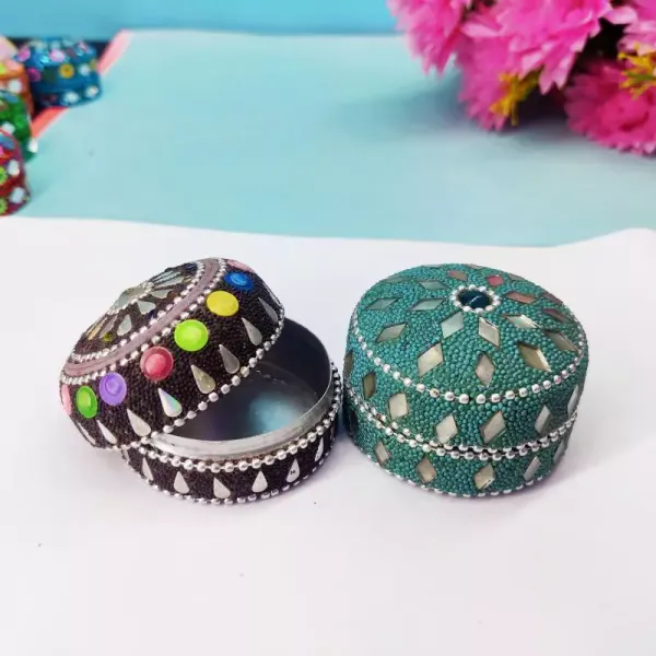 Multicolor_Metal_Sindur_Dani_Set_Of_2_4_Cm