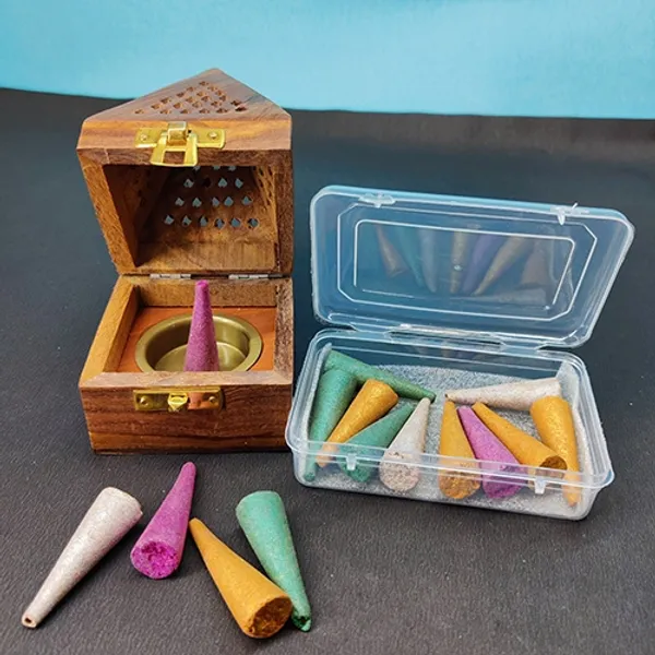 Sambrani_Wooden_Dhoop_Stand_With_15_Incense_Sticks