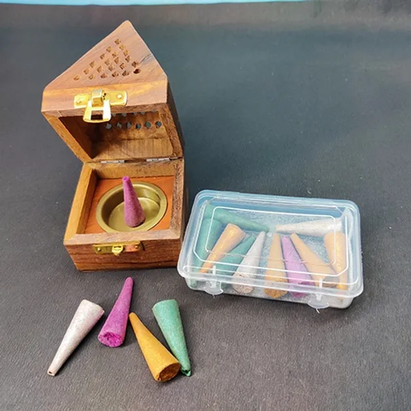 Sambrani_Wooden_Dhoop_Stand_With_15_Incense_Sticks