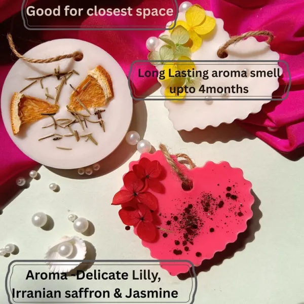 Fragrance_Sachets_Wardrobe_Fresheners_For_Clothes_Set_Of_3_Candle