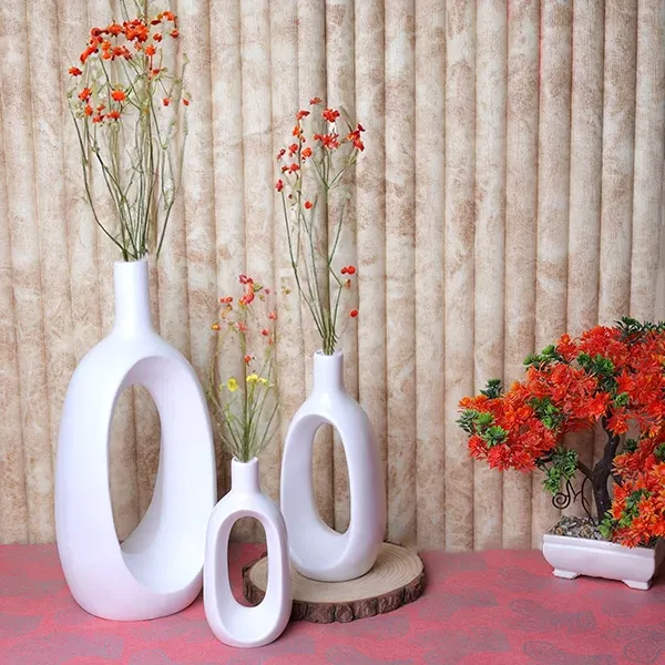 Oval_Shaped_Flower_Vases_For_Home_Decor_White_Polyresin_9_5_Inch