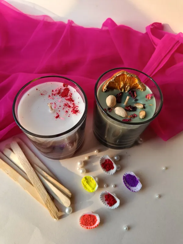 Holi_Thandai_And_Gulaal_Scented_Candle_Candle