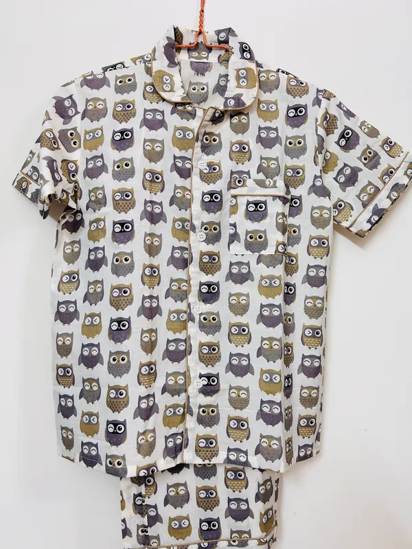 Grey_Printed_Cotton_Pyjama_Set_for_Boys_&_Girls