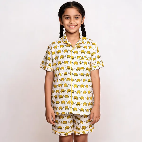 White_Turtle_Printed_Cotton_Relaxed_Short_Sleeve_Pyjama_Set_For_Boys_&_Girls