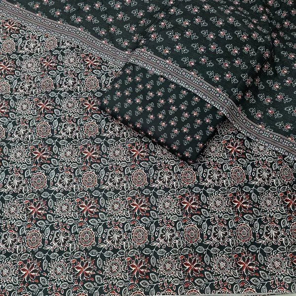 Digital_Print_3pc_On_Cambric_Cotton_Fabric