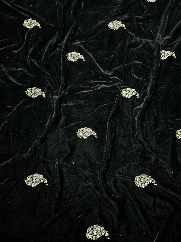 Micro_9000_Velvet_Cut_Dana_Beads_Handwork_Embroidered_44