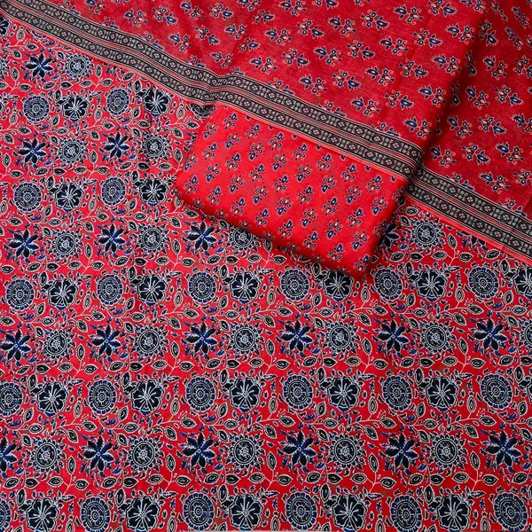 Red_Digital_Print_3pc_On_Cambric_Cotton