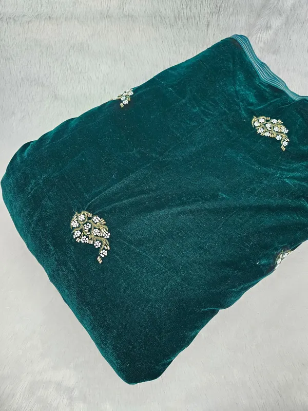 Micro_9000_Velvet_Cut_Dana_Beads_Handwork_Embroidered_44
