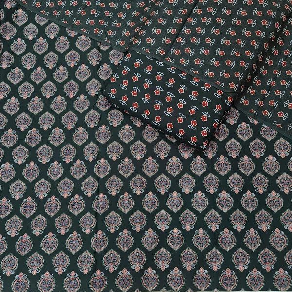 Black_Digital_Print_3pc_On_Cambric_Cotton_Fabric