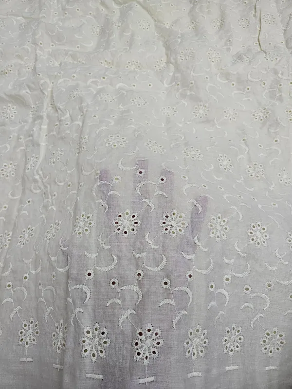 Cream_Floral_Plain_Hakoba_Fabric