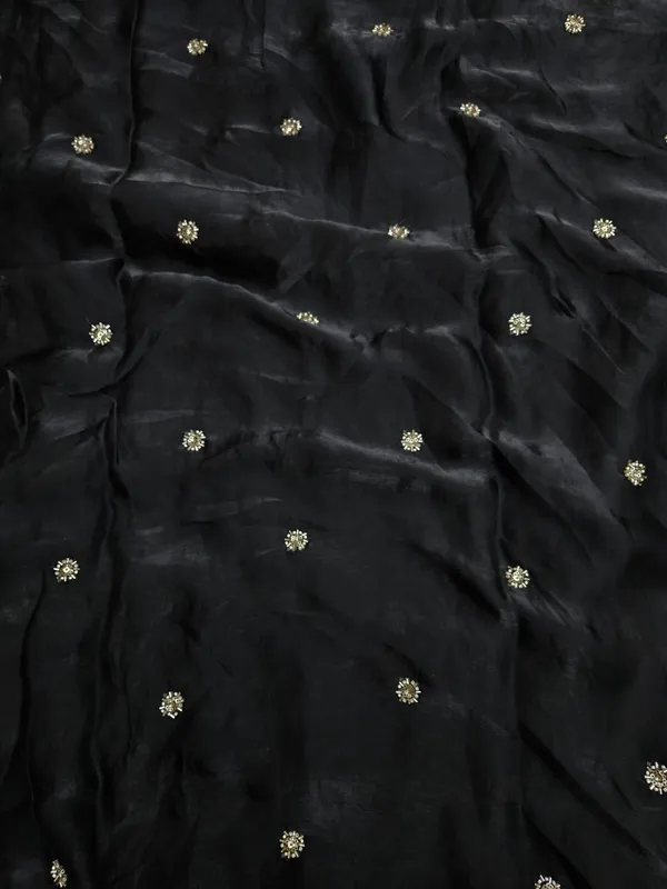 Fendy_Space_Silk_Original_Handwork_Beads_Butti