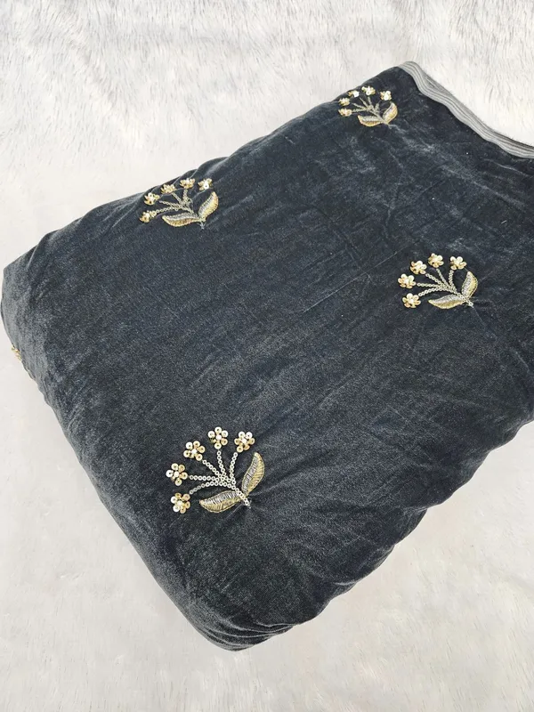 Micro_9000_Velvet_Cut_Dana_Beads_Handwork_Embroidered_44