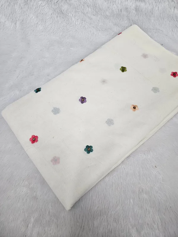 Multi_Thread_Butti_On_Dyeable_Kora_Cotton