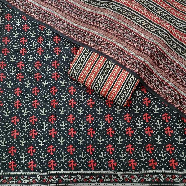 Digital_Print_3pc_On_Cambric_Cotton_Fabric