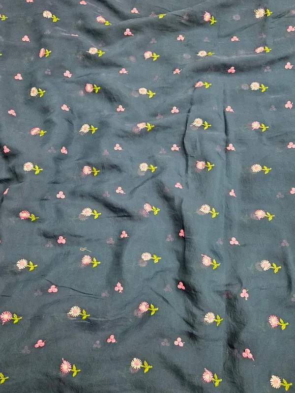Teal_Blue_Flower_Thread_Embroidery_On_Mul_Chanderi_Fabric