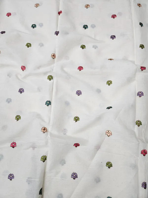 Multi_Thread_Butti_On_Dyeable_Kora_Cotton