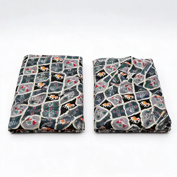 Grey_Patola_Position_Print_On_D_Crepe_Fabric