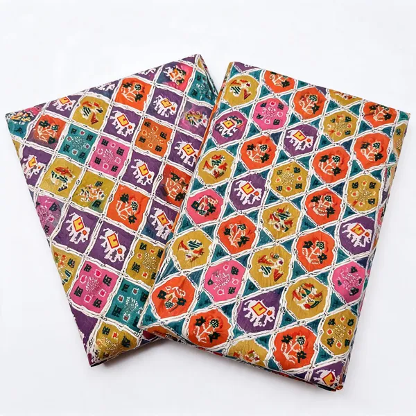 Multi_Colour_Patola_Position_Print_On_D_Crepe_Fabric