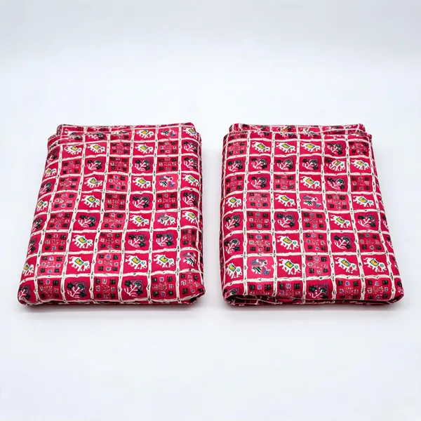Pink_Patola_Position_Print_On_D_Crepe_Fabric