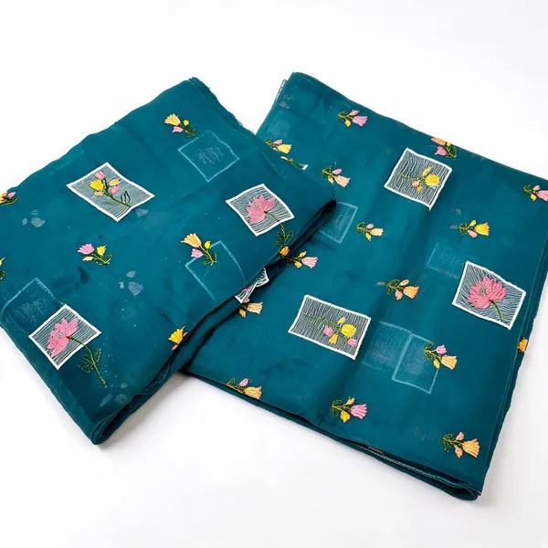 Floral_Threadwork_With_Sequins_On_Mul_Chanderi_Fabric