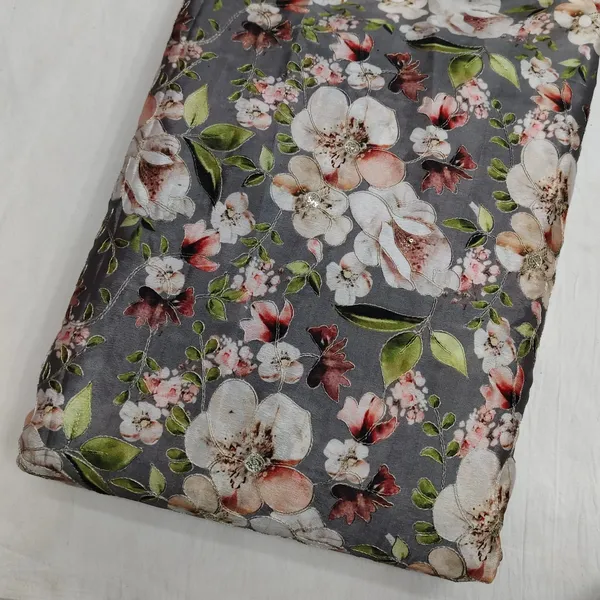 Grey_Floral_Position_Print_On_Chinon_Fabric