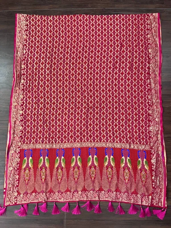 Pink_Georgette_Peacock_Meenakari_Pallu_Designer_Dupatta_For_Women