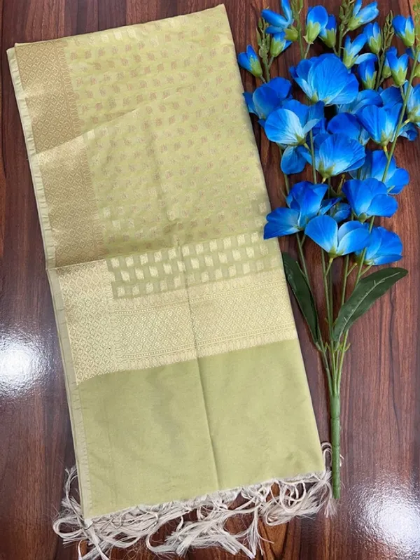 Multicolor_Silk_Zari_Small_Leaf_Design_Banarasi_Dupatta_For_Women