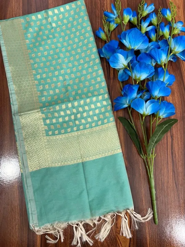 Multicolor_Silk_Zari_Small_Leaf_Design_Banarasi_Dupatta_For_Women