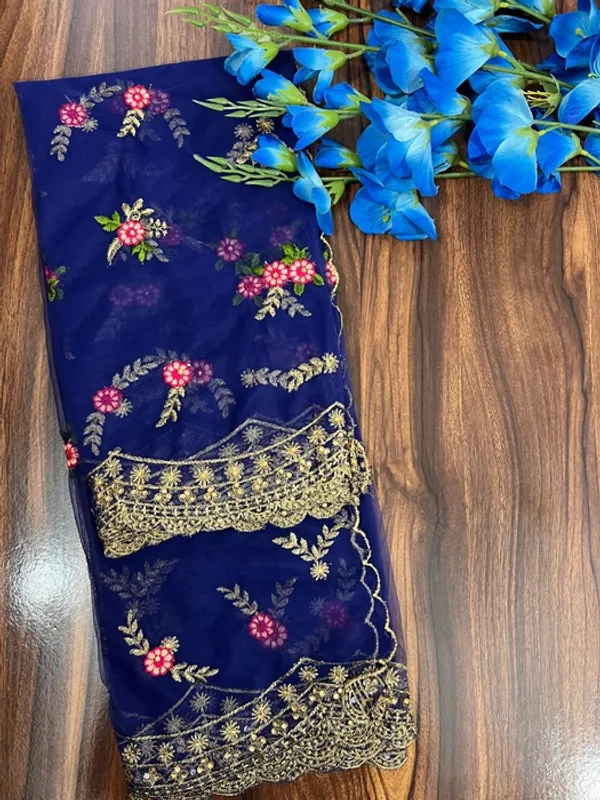 Violet_Net_Thread_Embroidery_Cutwork_Border_Dupatta_For_Women